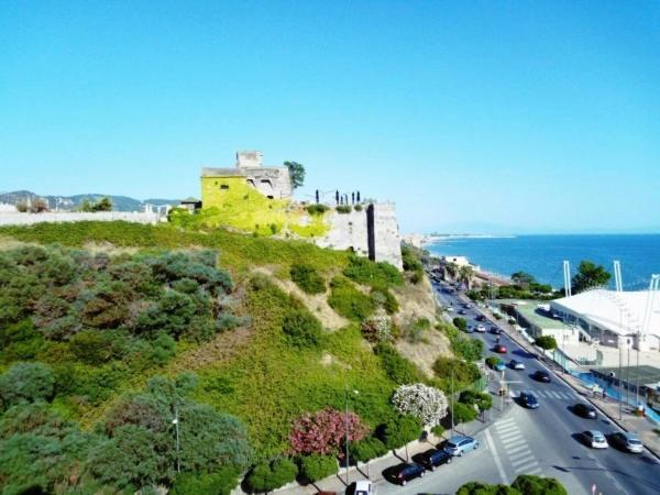B&B Incentro 33 Home Salerno Bagian luar foto